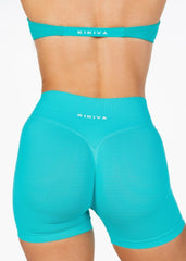 LOW Dynamic Seamless Short - Turquoise - Kikiva Collection