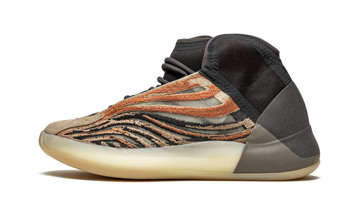 Yeezy Qntm Flash Orange